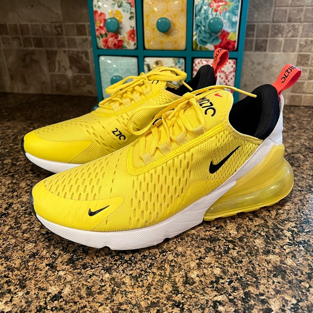 Nike Air Max 270